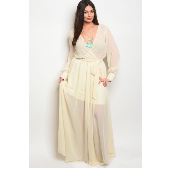 🆕⭐️ Plus Size Ivory Sheer Long Sleeve Maxi Dress - Picture 3 of 6